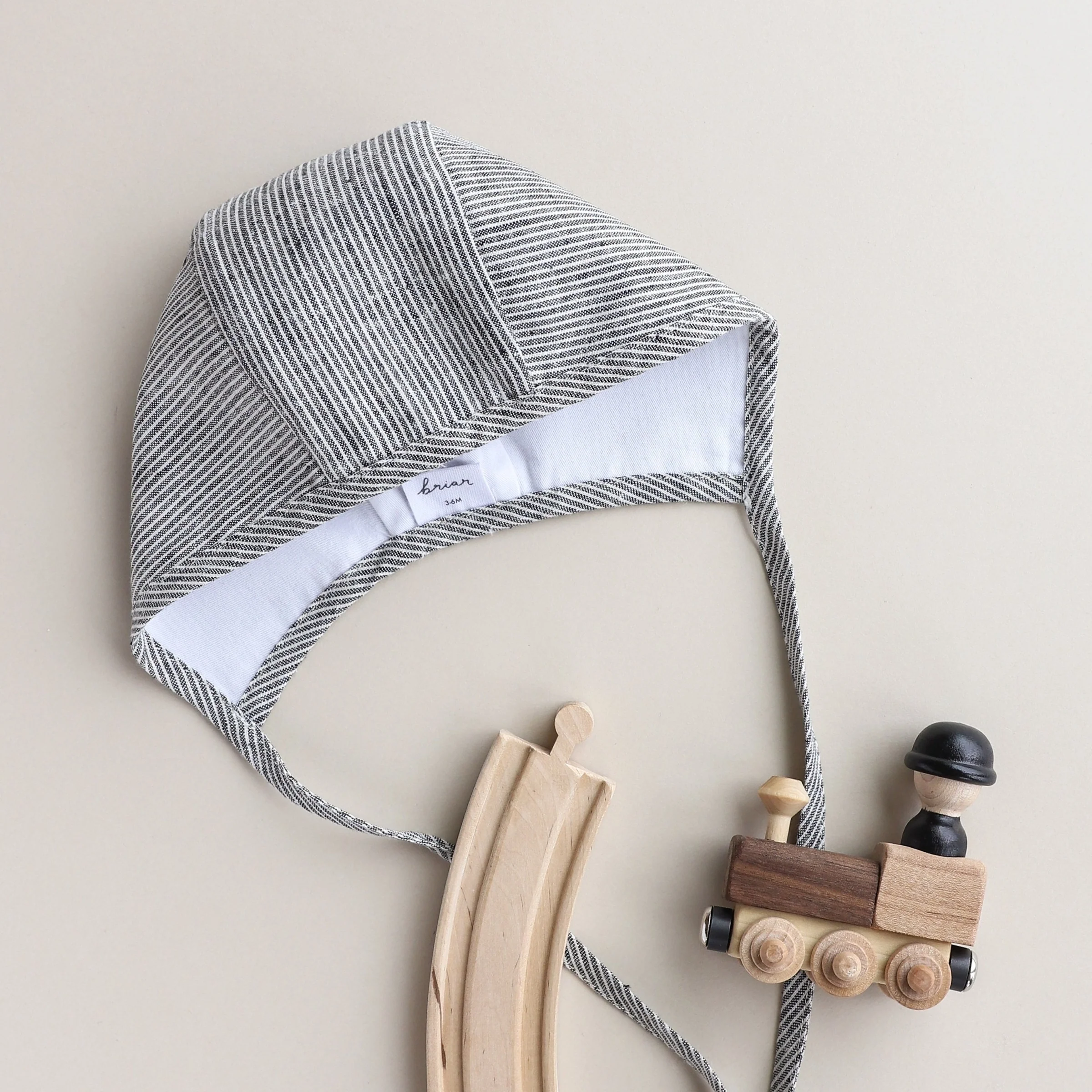 Natural Stripe Bonnet Cotton-Lined - Image 4
